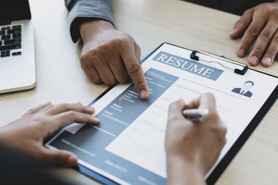 un Titre professionnel plus employable qu'un master dans le secteur du sport